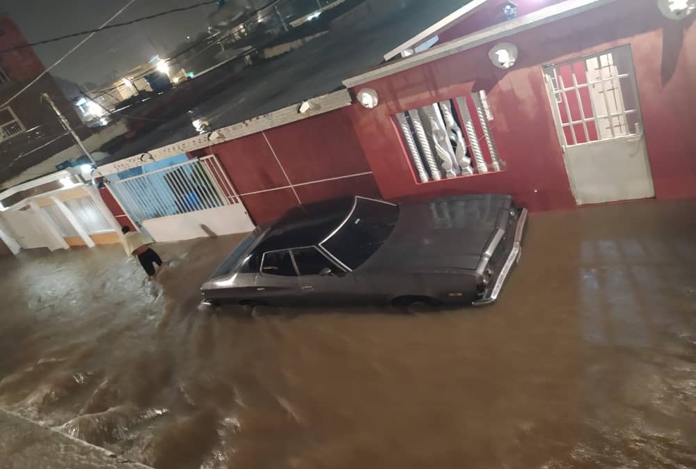 Inundaciones en Santa Rosa de Tierra y Los Pescadores tras fuertes lluvias