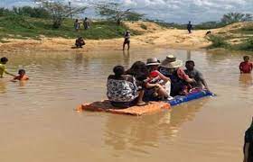 Unas 40 comunidades en el Zulia incomunicadas tras fuertes lluvias