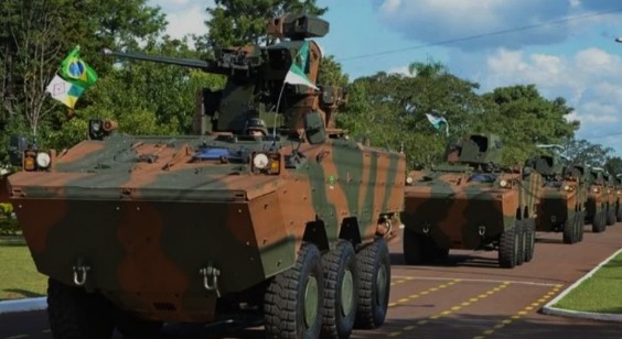 Brasil envía más tropas y blindados a la frontera con Venezuela y Guyana