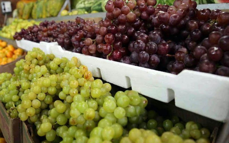 ¡PARA LA TRADICIÓN! ¿Cuánto cuesta el kilo de uvas en…?