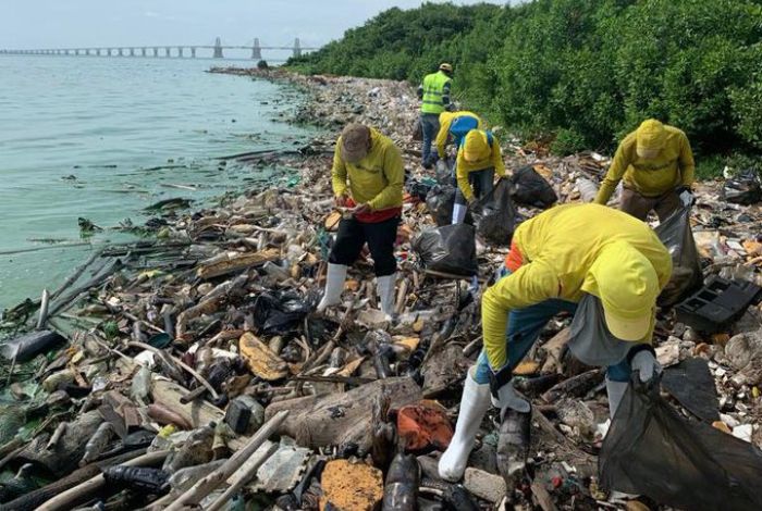 Se han extraído 169.000 toneladas de desechos del lago de Maracaibo