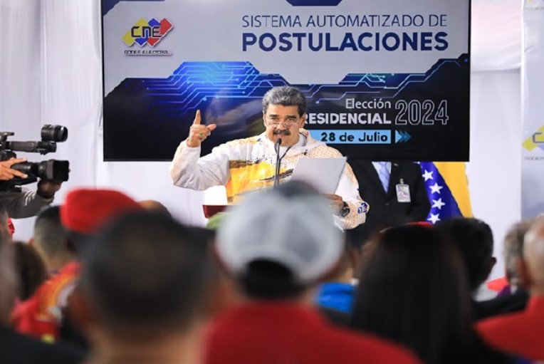 “Les vamos a ganar a los apellidos”: Maduro