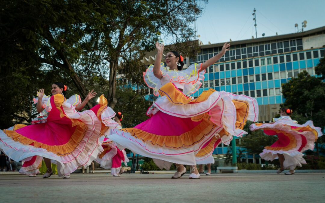 Alcaldía de Maracaibo celebró el Día de la Danza Nacionalista con 250 bailarines en escena