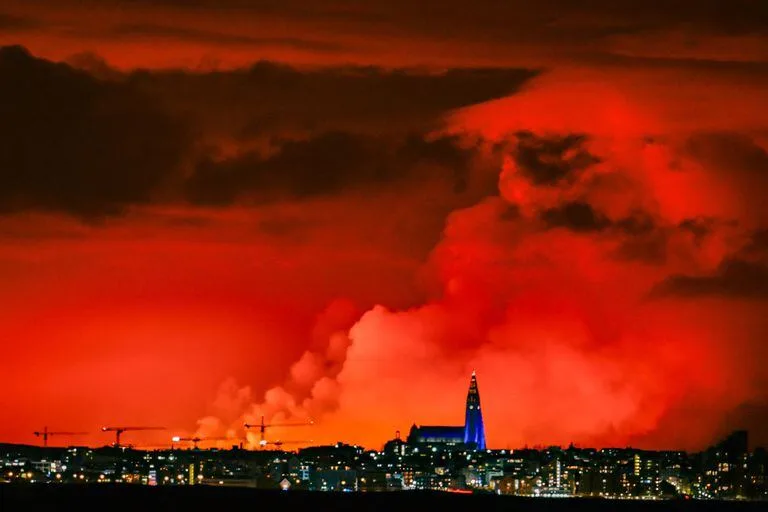 ¡IMPRESIONANTE! Las imágenes más impactantes del volcán en Islandia (FOTOS)
