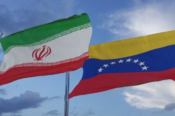 Venezuela busca mejorar su relación con Irán tras presentar retrasos en el intercambio petrolero