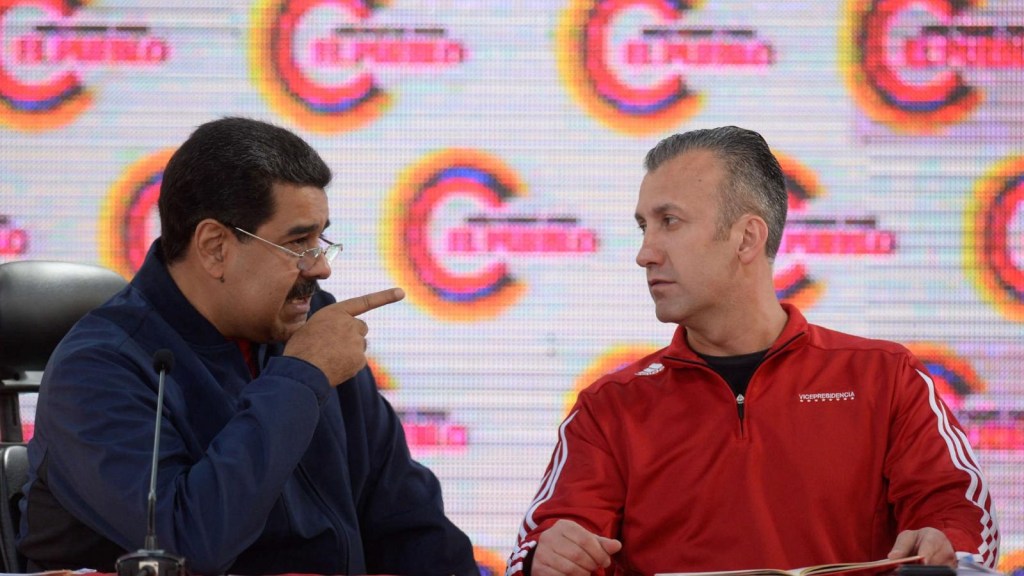 El caso El Aissami permite a Maduro advertir al chavismo qué pasa si lo traicionan, según analistas