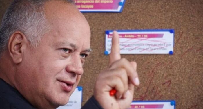 Cabello espera que la UE “saque sus narices de donde no las tiene que meter”