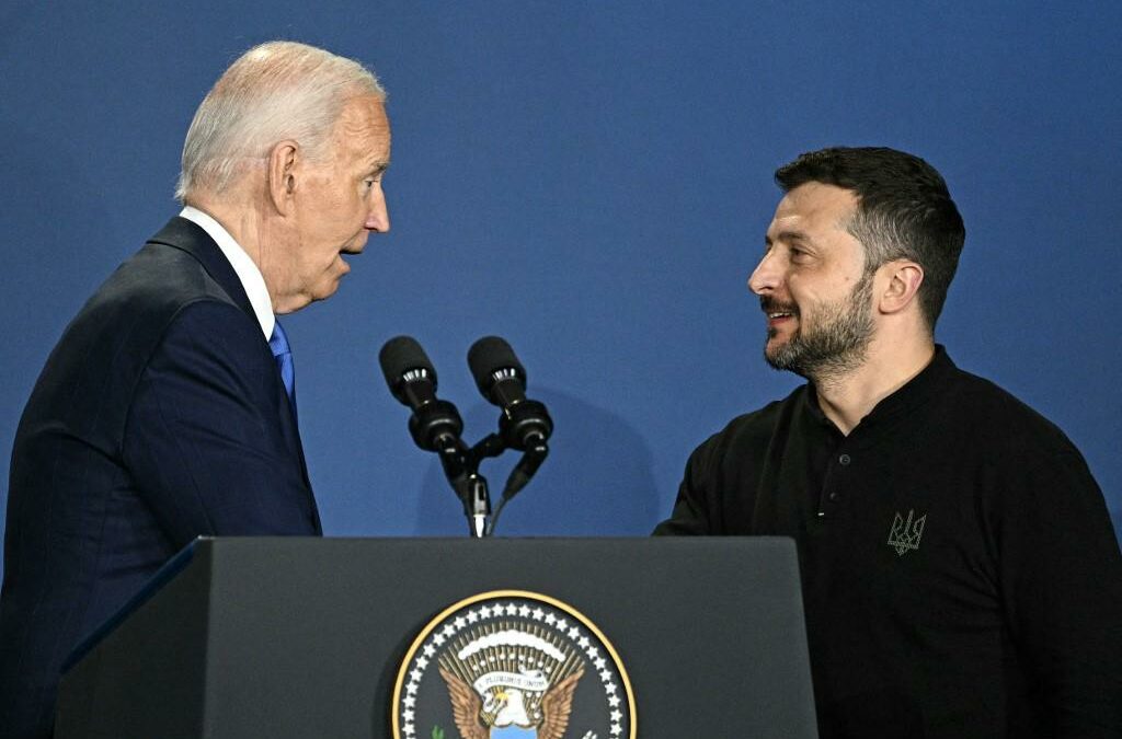 Biden tiene otro lapsus: presentó a Zelenski como «presidente Putin»