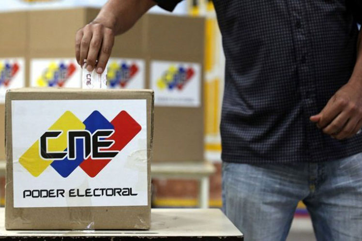 CNE supervisa campaña electoral y despliega puntos de feria en todo el país
