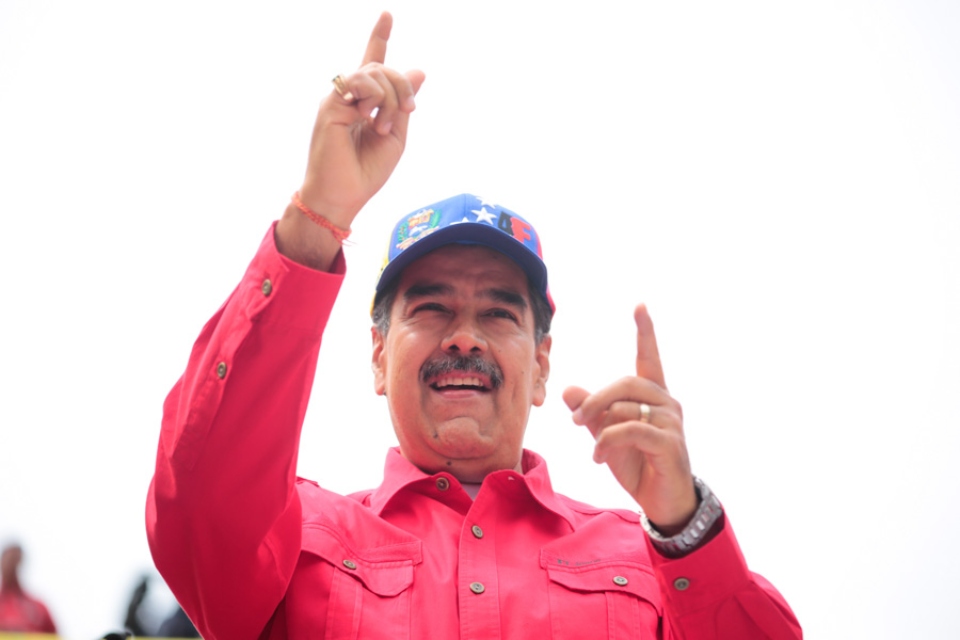 Maduro promete mejoras laborales y pide a los trabajadores que voten por él