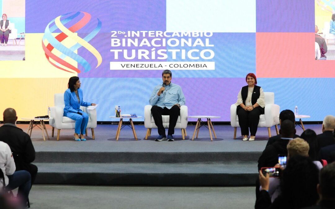 Maduro llama “imbécil” a Milei por criticar el adelanto de la Navidad