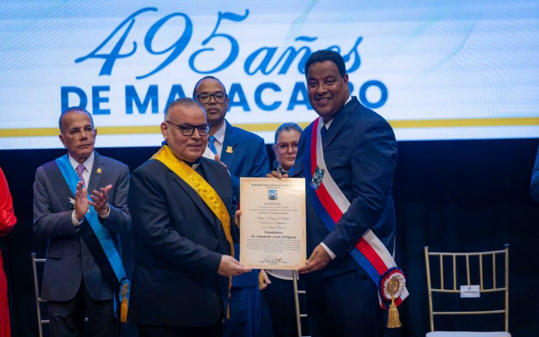 26 personalidades e instituciones recibieron la Orden 8 de Septiembre y Orden Ciudad de Maracaibo por los 495 años de fundación del municipio