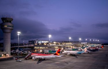 Apagones en Ecuador: aeropuertos operarán con normalidad