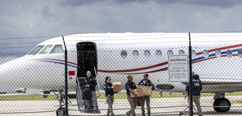 EE.UU. afirma que siempre hará cumplir sus sanciones, tras incautación de avión de Maduro