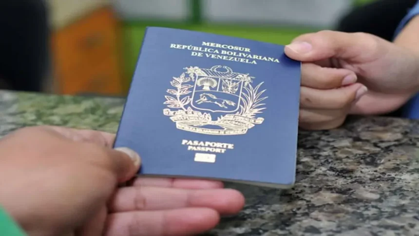 Venezolanos con pasaporte vencido no podrán ingresar al país por vía aérea