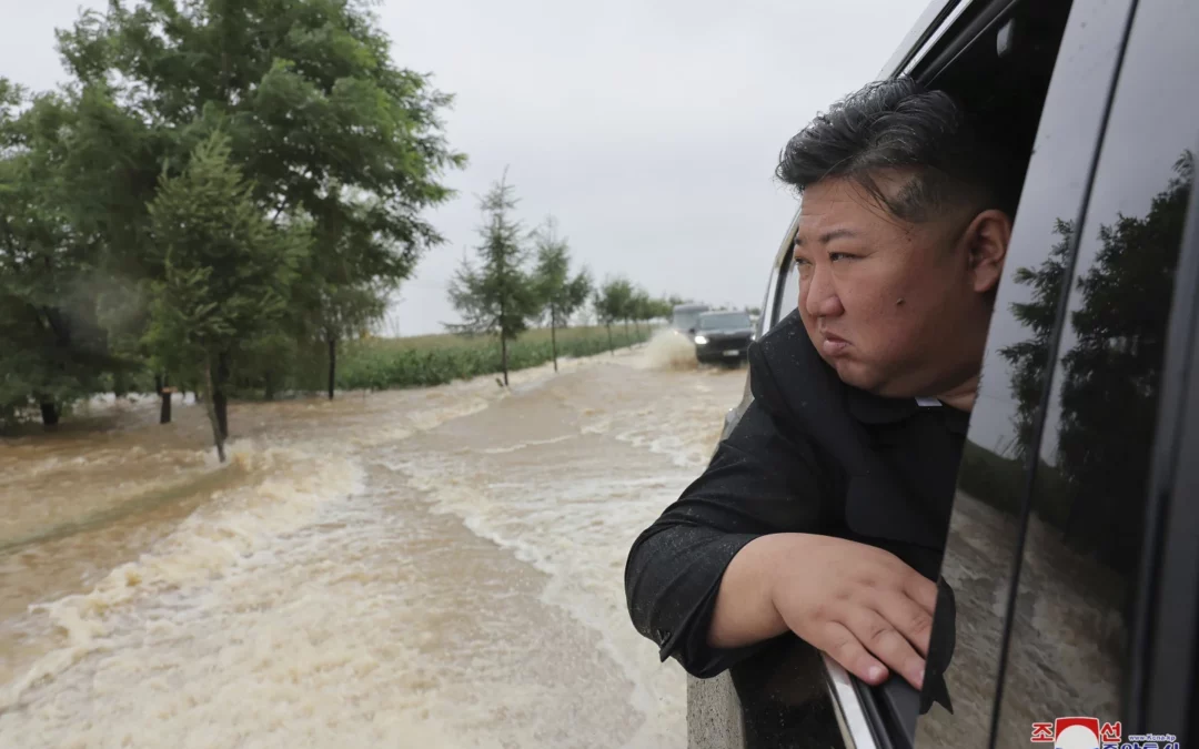 Kim Jong-un ejecutó a 30 funcionarios por inundaciones en Corea del Norte que provocaron 4.000 muertes