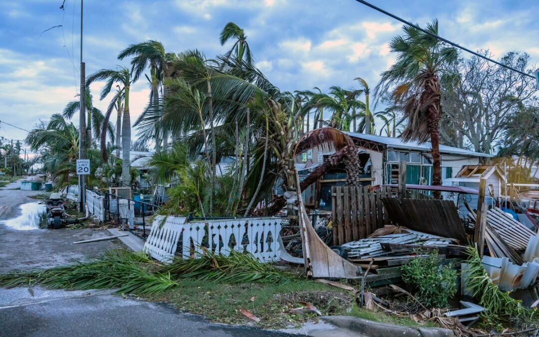 Aumentan a cuatro los muertos por Milton, que sale ya de la península de Florida