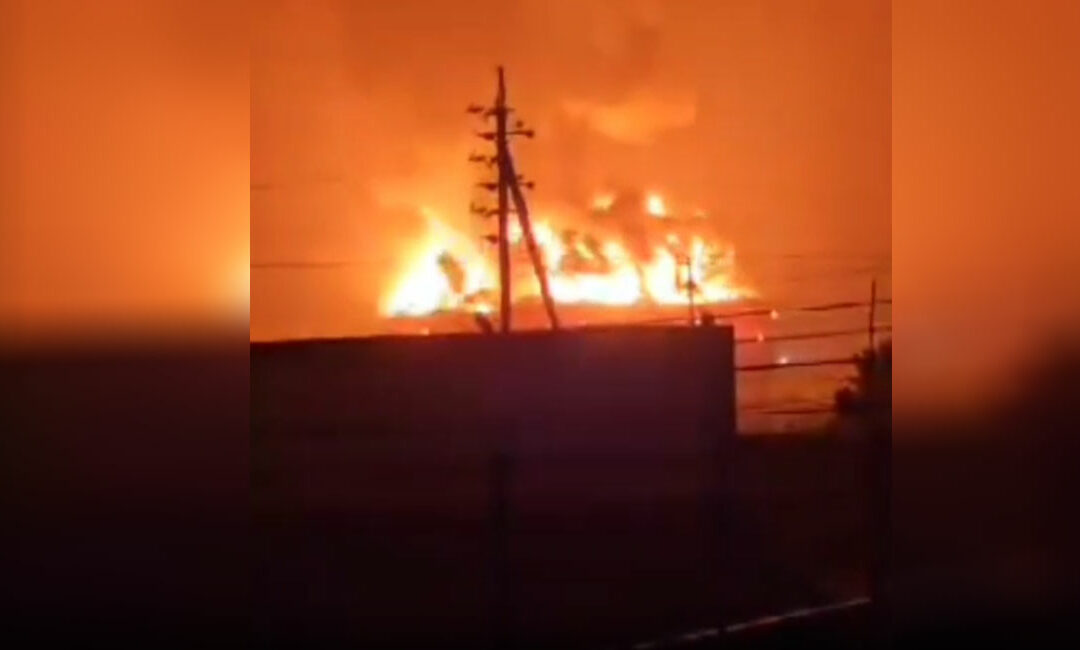 ¿Qué provocó el incendio en un tanque de almacenamiento de crudo en Cabimas?