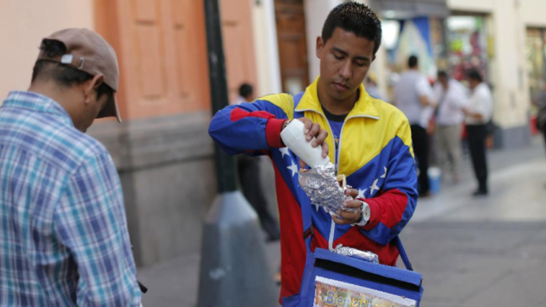 Migrantes venezolanos en Perú preocupados por nuevas medidas del gobierno