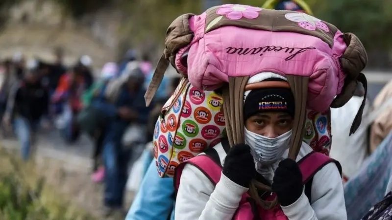 69% de los migrantes venezolanos tiene un familiar o un amigo con intención de dejar el país