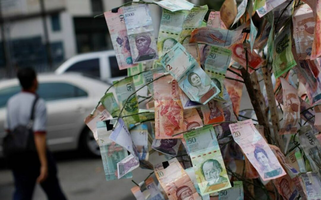Así ha sido la pulverización del bolívar en 12 años