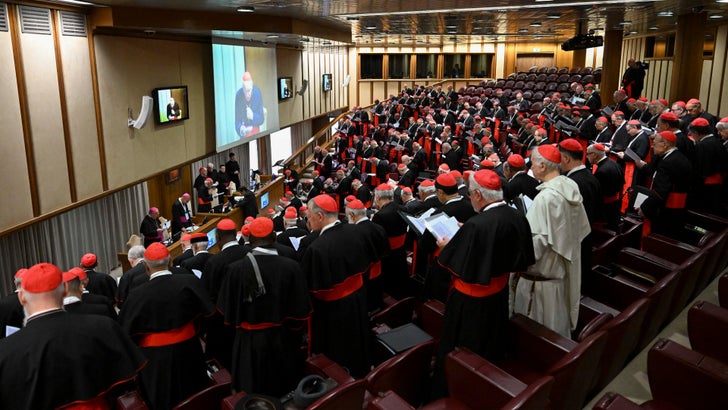 Cardenales deciden fecha del cónclave para elegir al sucesor de Francisco