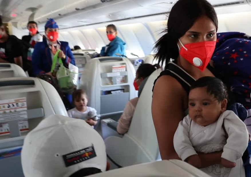 Llegan 315 venezolanos repatriados desde México, 146 son menores