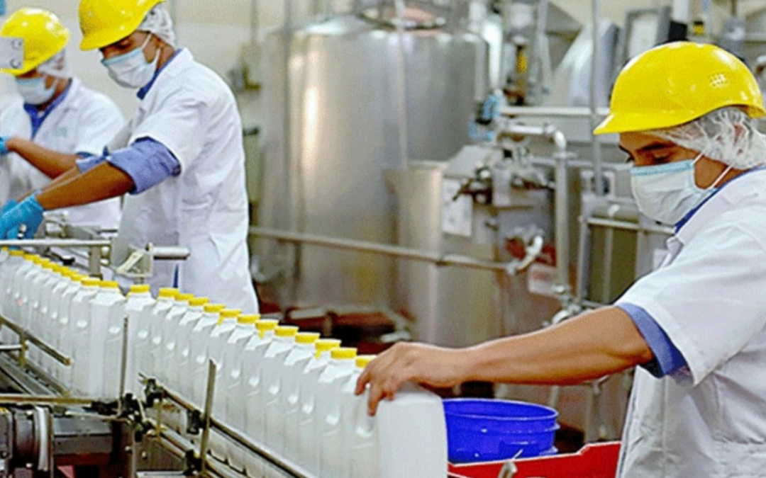 Excesivos tributos y diferencial cambiario siguen afectando la producción en Venezuela