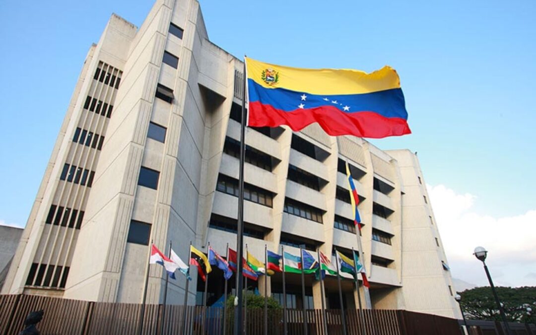 TSJ ordena el retorno inmediato de niña en EE. UU. separada de sus padres