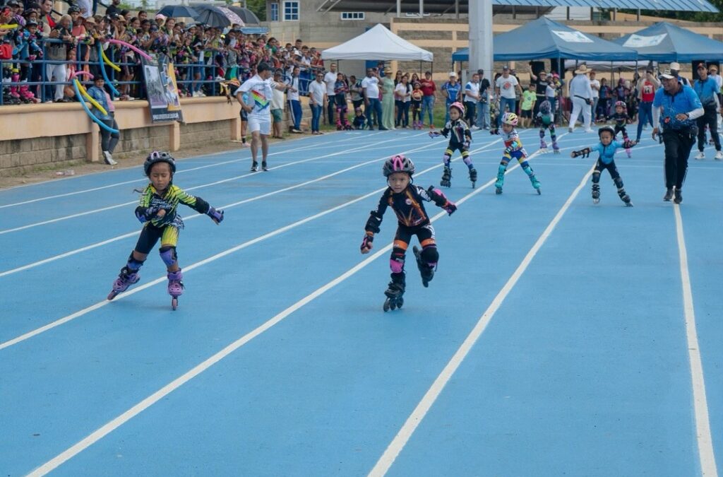 Atletas de IMDEPREC conquistan oro en el primer Festival de Patinaje en Riohacha