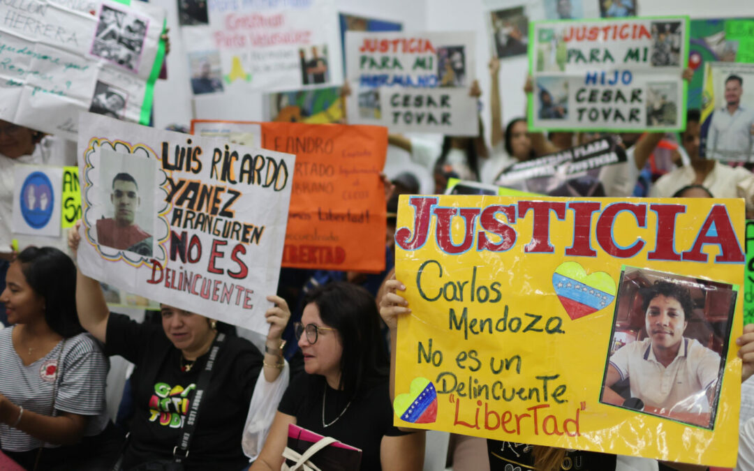 Familiares rechazan uso de detenidos en El Salvador como “ataque político”