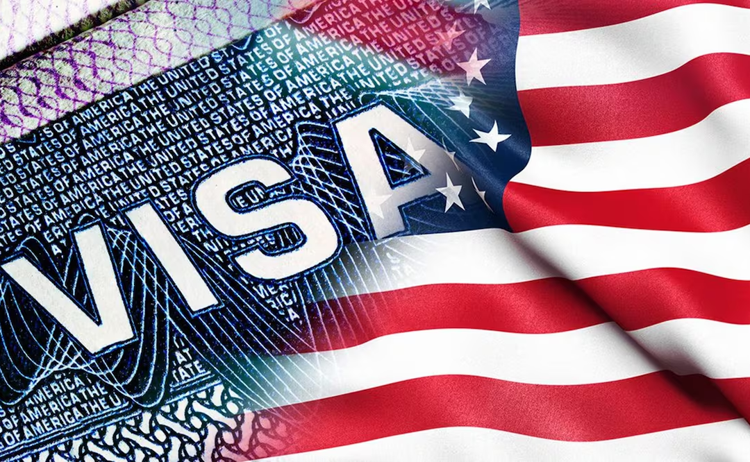 EE. UU. pausa emisión de visas de estudiantes extranjeros
