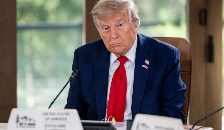 Medios aseguran que Trump aprobó planes de ataque a Irán
