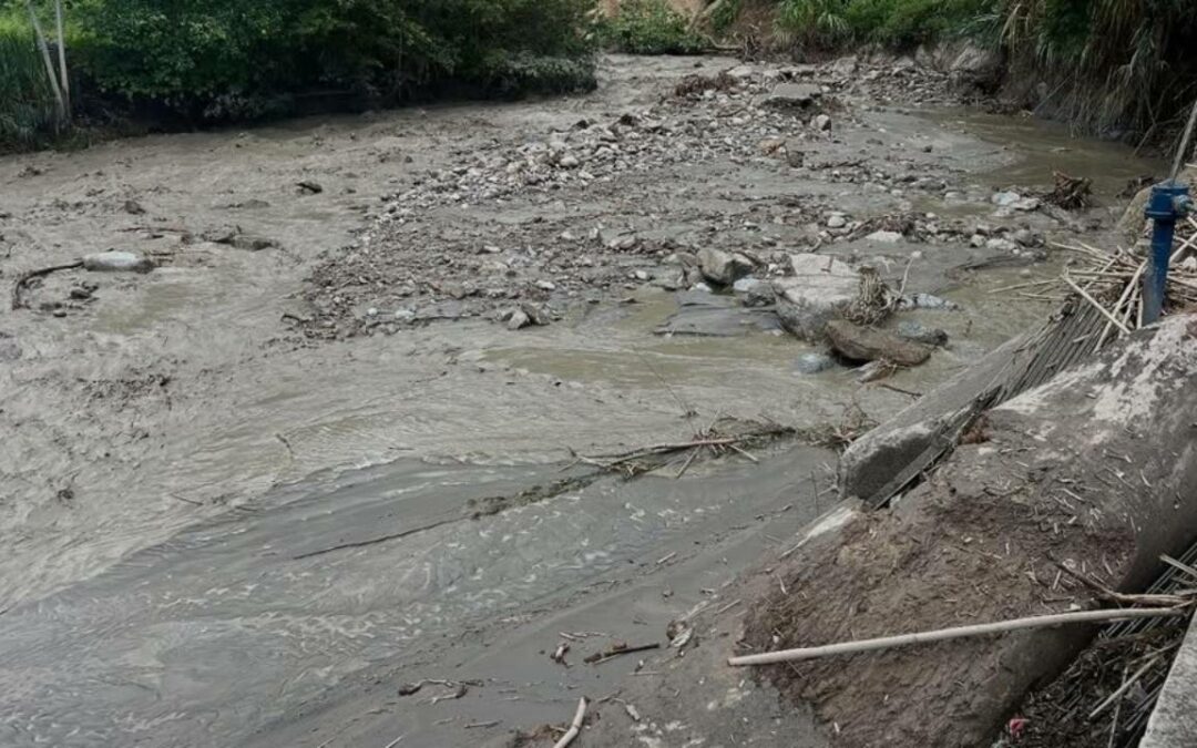 Lluvias dejan un desaparecido y casi 100 damnificados en Trujillo