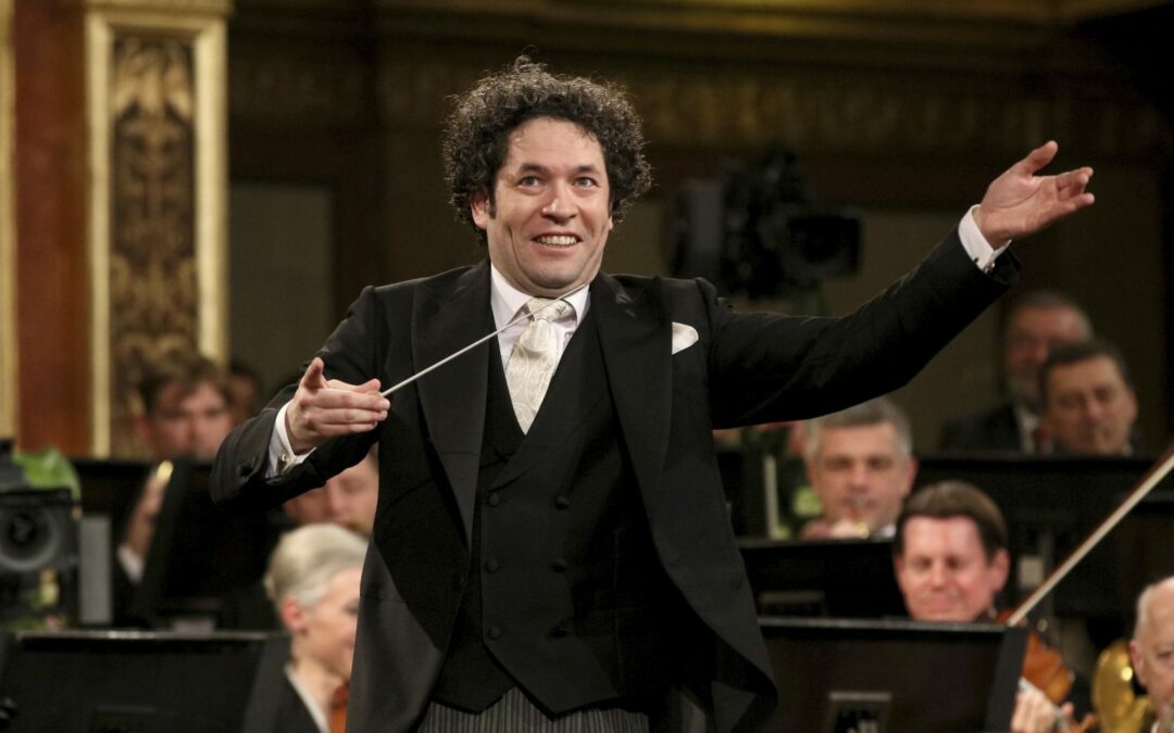 Dudamel y la Sinfónica Simón Bolívar abrirán conciertos de Coldplay