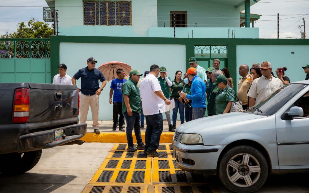 Alcaldía de Maracaibo rehabilita paso vial con recuperación del alcantarillado en la avenida 69 del sector Los Olivos