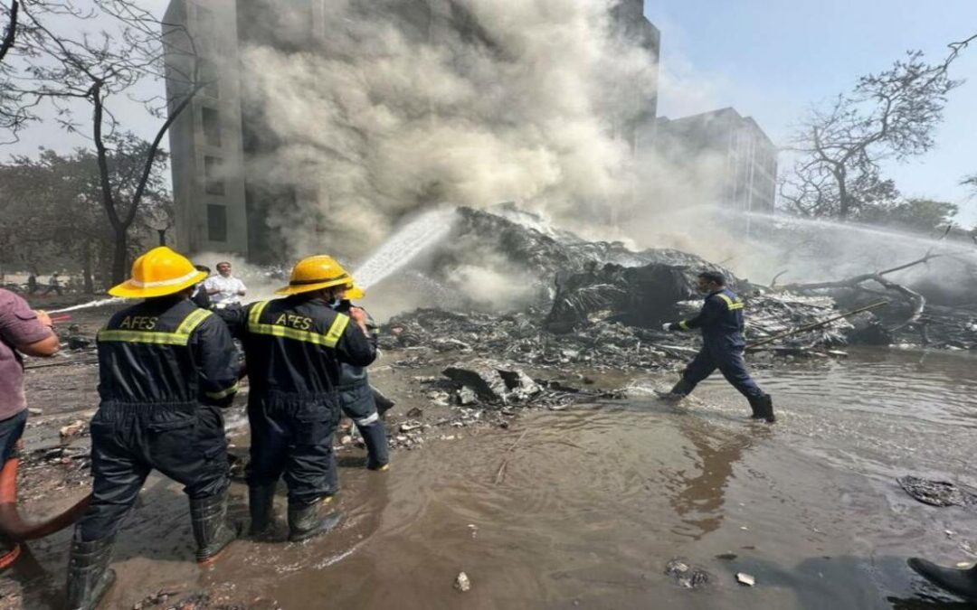 Al menos 265 cuerpos recuperados tras el siniestro de Air India